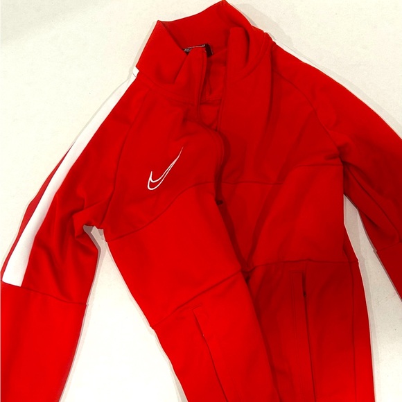 NIKE Youth (Boy's) Tracksuit Jacket - Size: S, Colour: Red/White - Picture 5 of 6